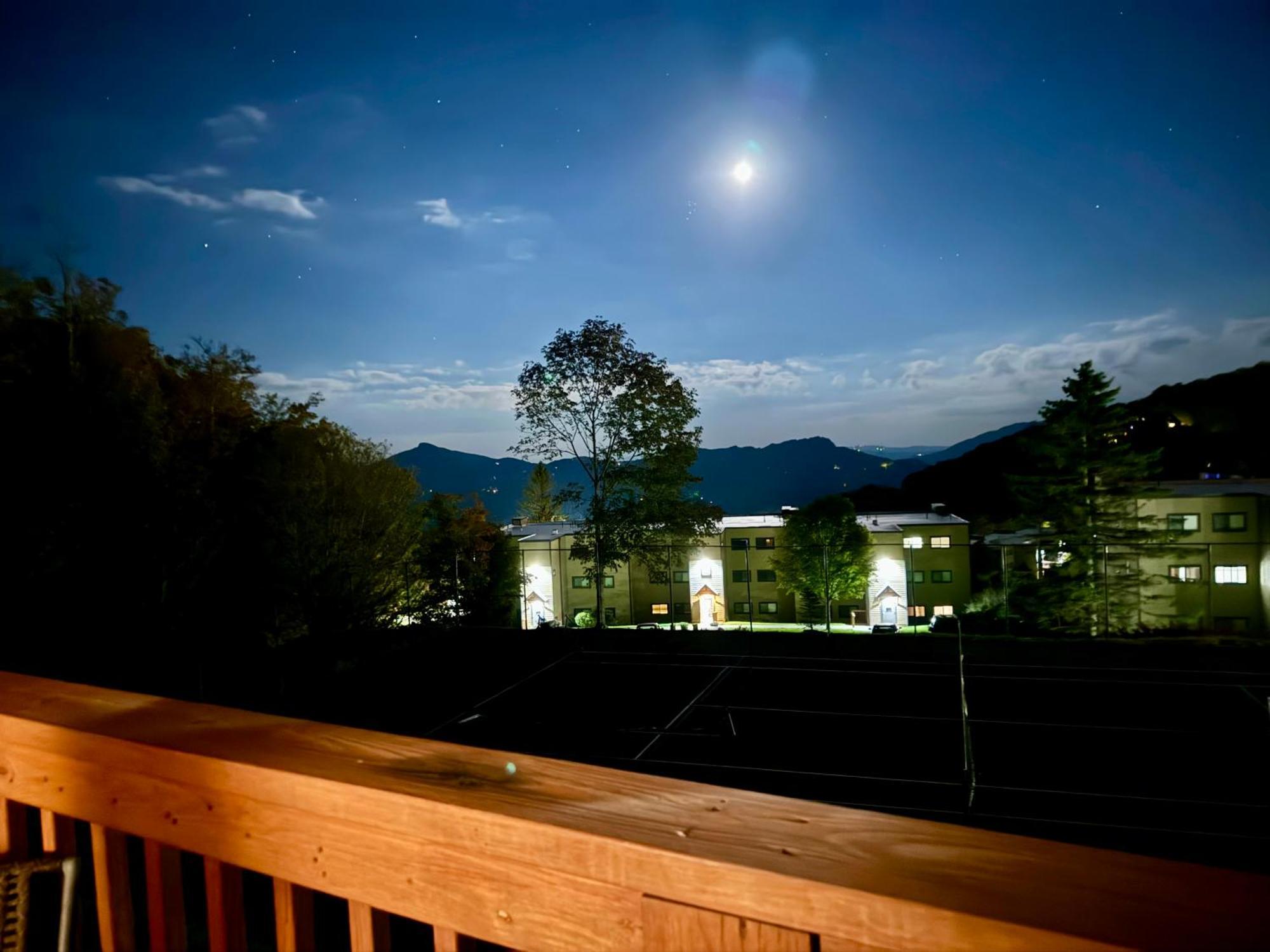 The Sugar Suite - Renovated With A View! Ac! Pool, Hot Tub, Sauna, Gym, Ev Sugar Mountain Eksteriør billede